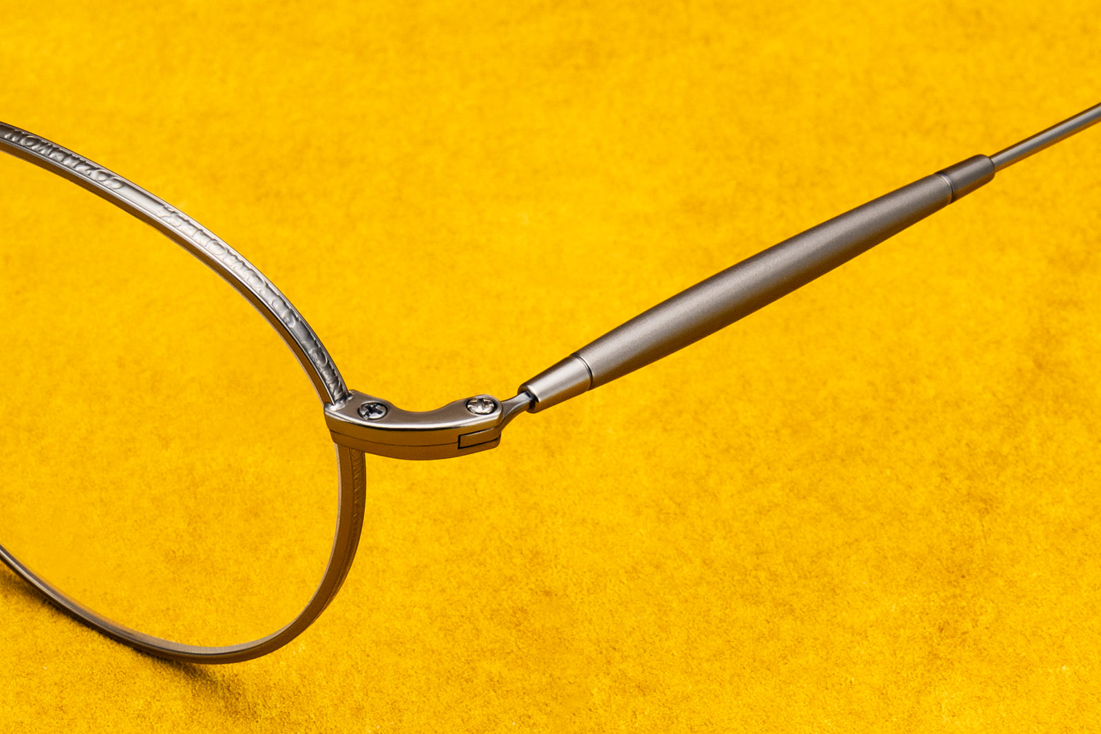 メガモント GMS128T_3_1600x.jpg?v=1726029915